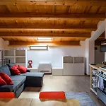Vacanze - Antico Corso 아파트 *